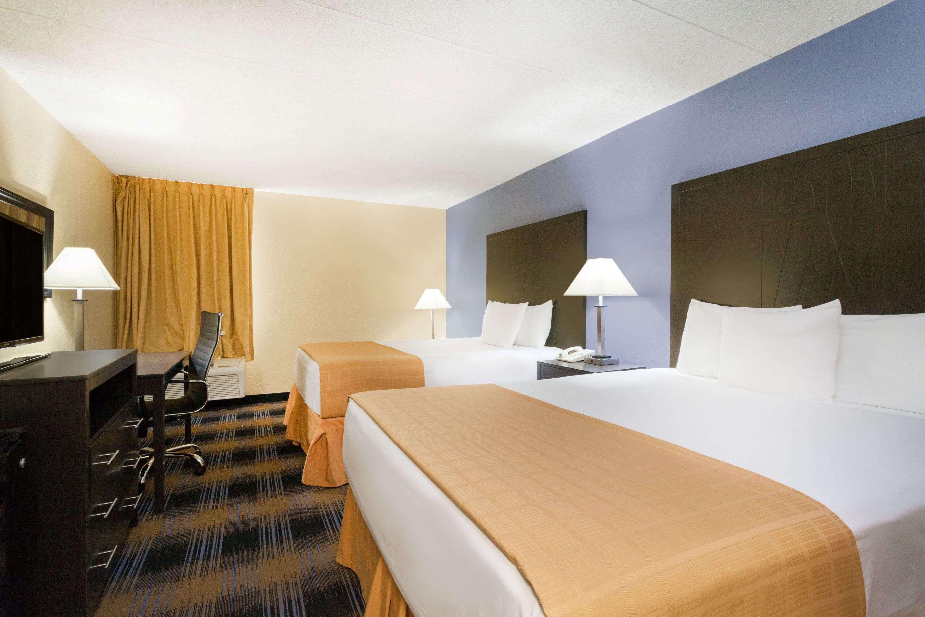 Days Inn by Wyndham Wilkes Barre Eksteriør bilde