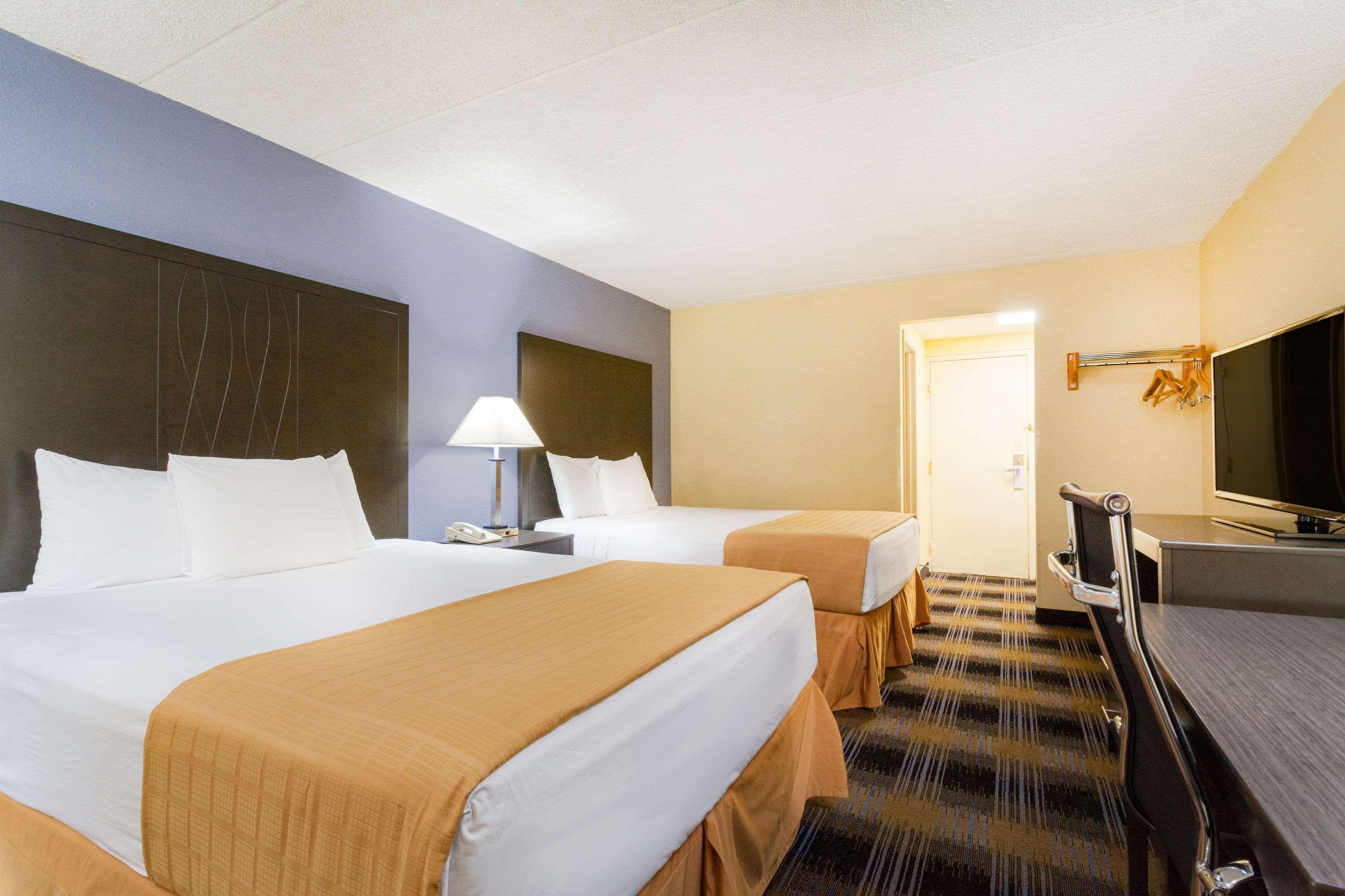 Days Inn by Wyndham Wilkes Barre Eksteriør bilde