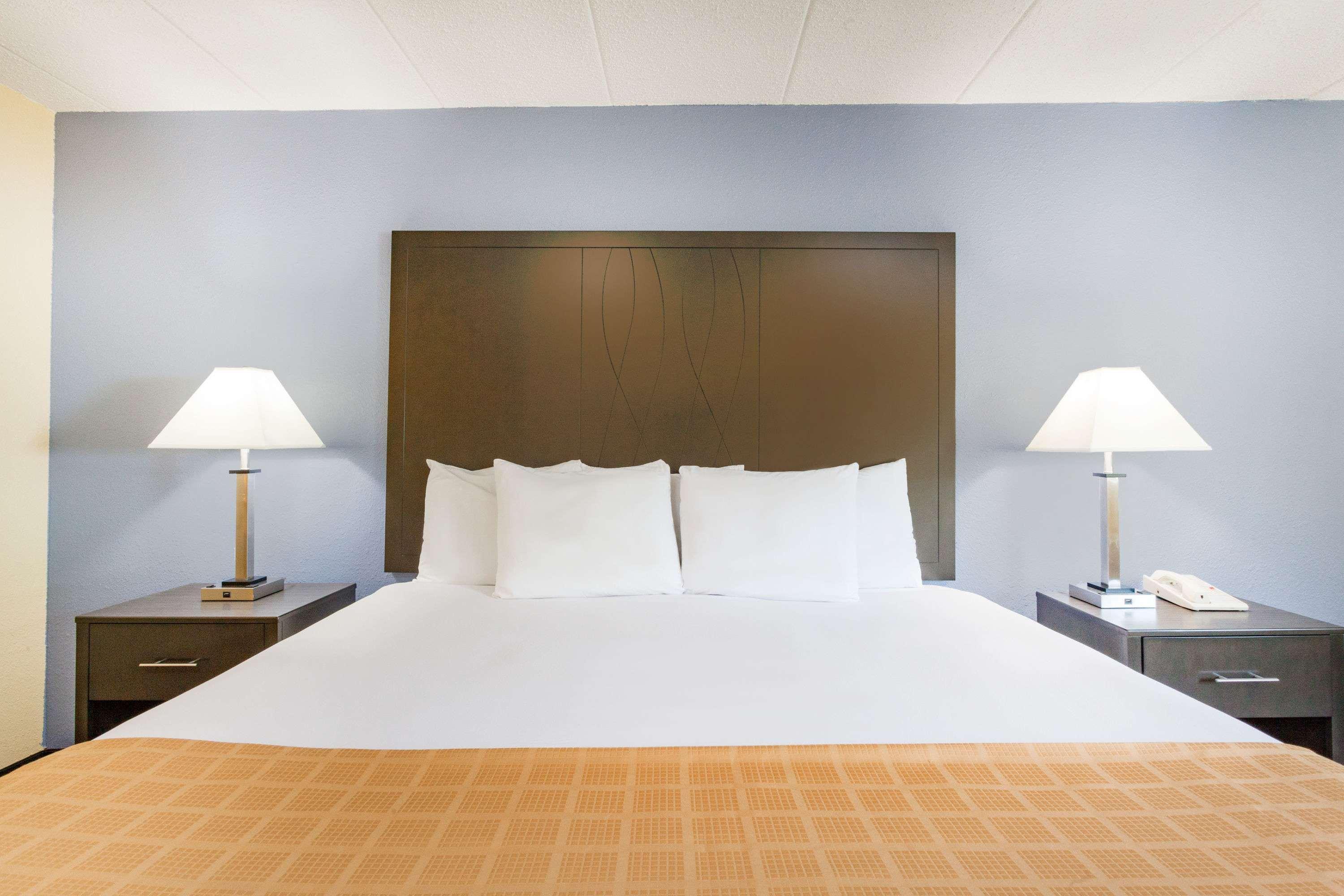 Days Inn by Wyndham Wilkes Barre Eksteriør bilde